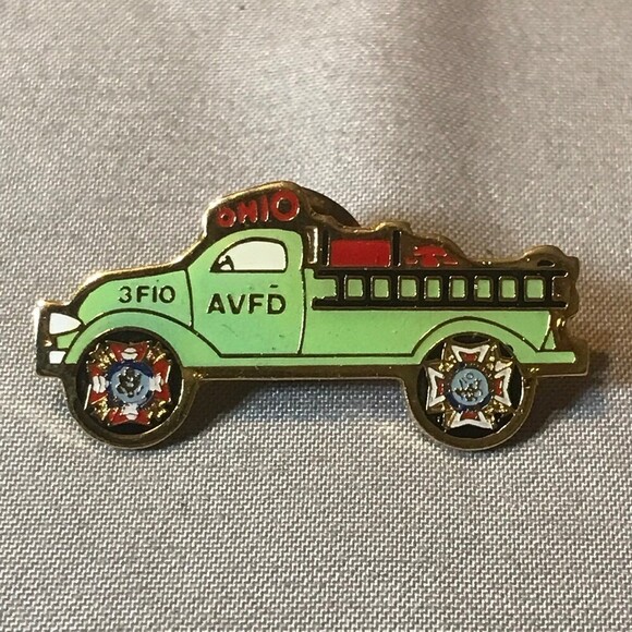 AVFD Ohio Fire Department Truck Lapel Pin - Picture 1 of 3